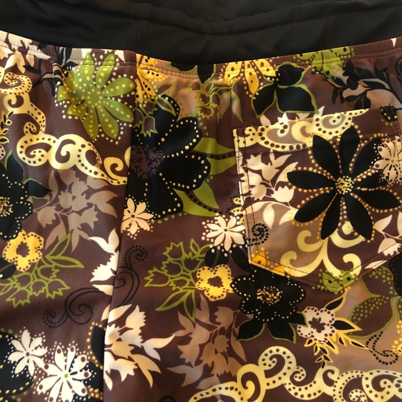 Athleta Floral Swim Shorts - Black, Green, Yellow - Picture 5 of 5